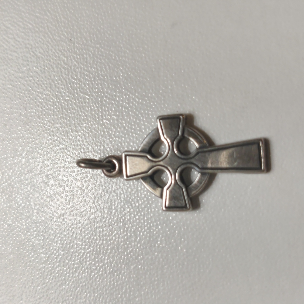 James Avery retired Celtic cross charm
